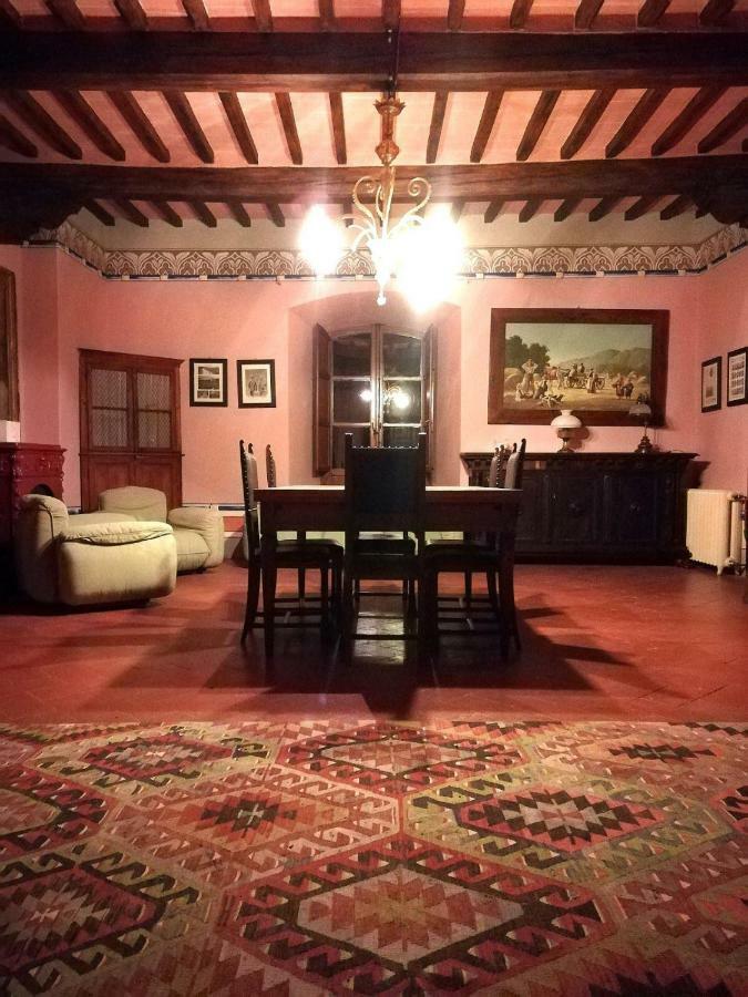 Castello Di Valenzano Villa Arezzo Buitenkant foto